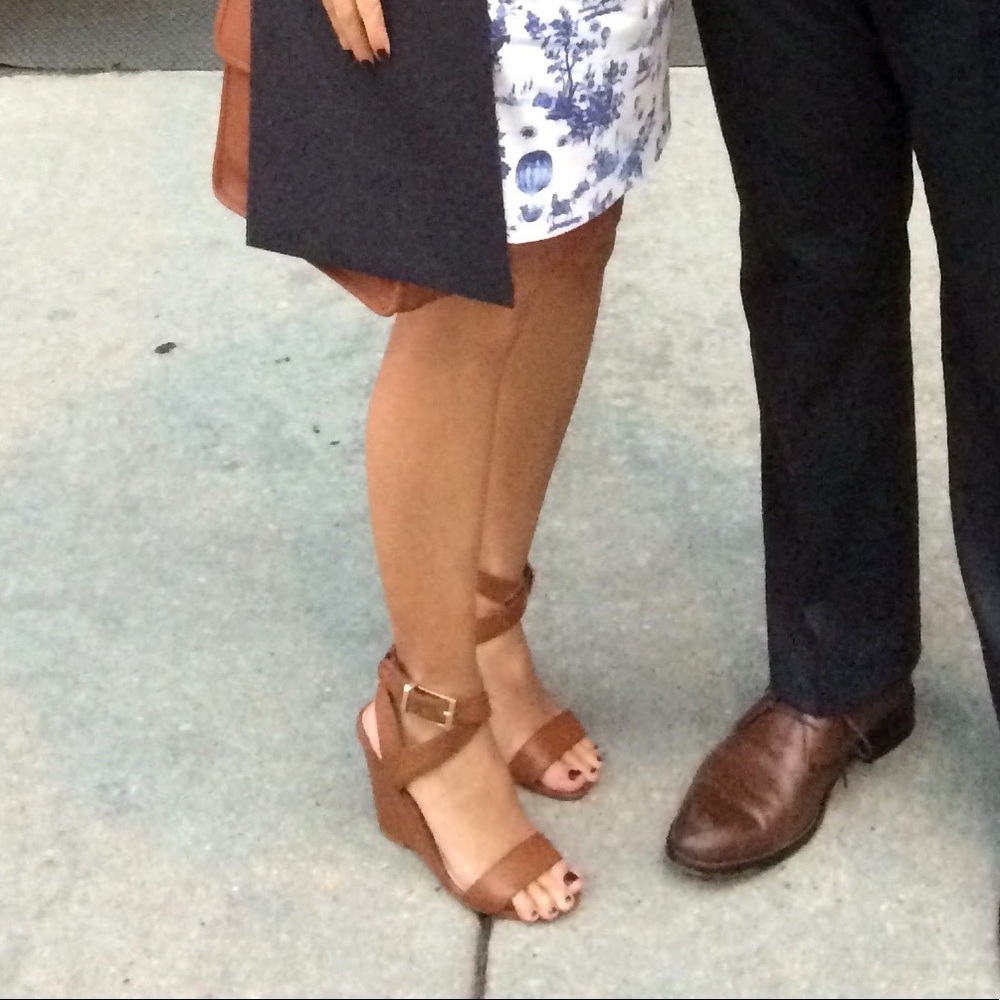 F21 Brown Wedges